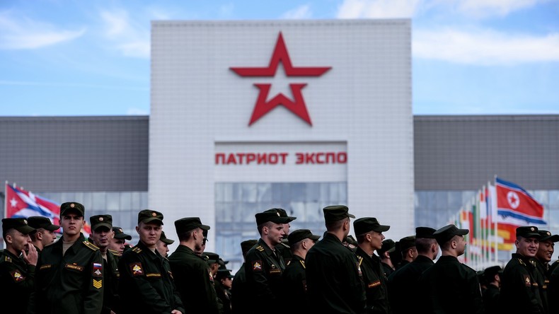 Научно-деловая программа стартует во второй день работы форума «Армия-2016»