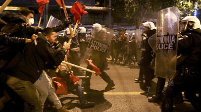 Горячий приём: Обаму в Греции встретили массовыми беспорядками и «коктейлями Молотова» 