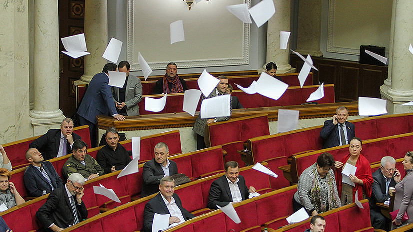 Почему на Украине не спешат изучать декларации VIP-чиновников
