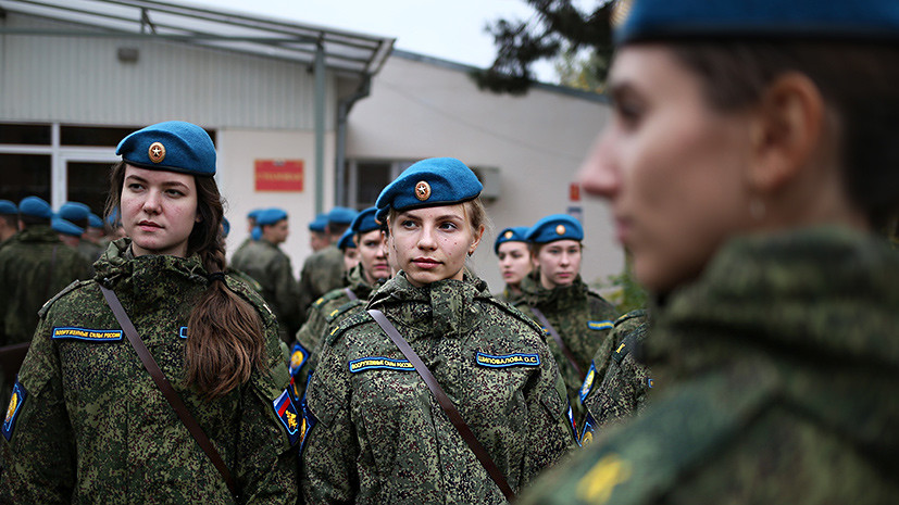 Прекрасный полк: как женщины несут службу в российской армии