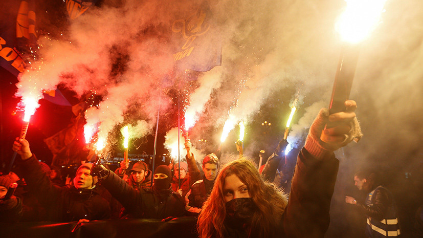 «Нацизм как часть идеологии»: на Украине прошли шествия в честь дня рождения Бандеры
